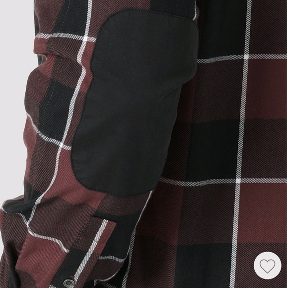 Wrangler Men's Regular Fit ATG Plaid Long Sleeve Button Down Shirt - Picture 2 of 7